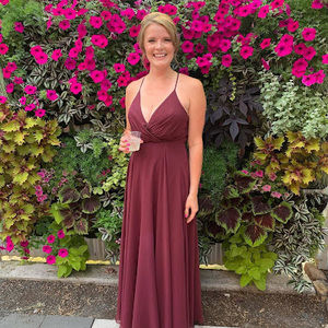 Meet your Posher, Amy